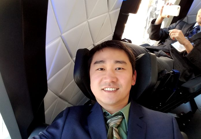 从表面到空狗万手机间只有两个会议